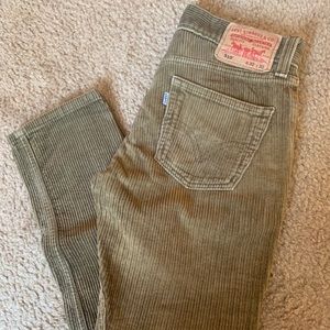 Levi’s thick cords